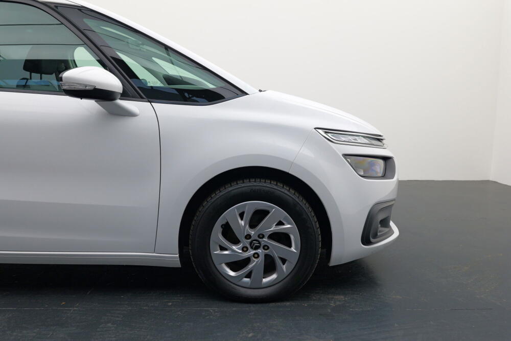 8a4fa302-fe01-4e58-94c3-b97d0bd32463-full