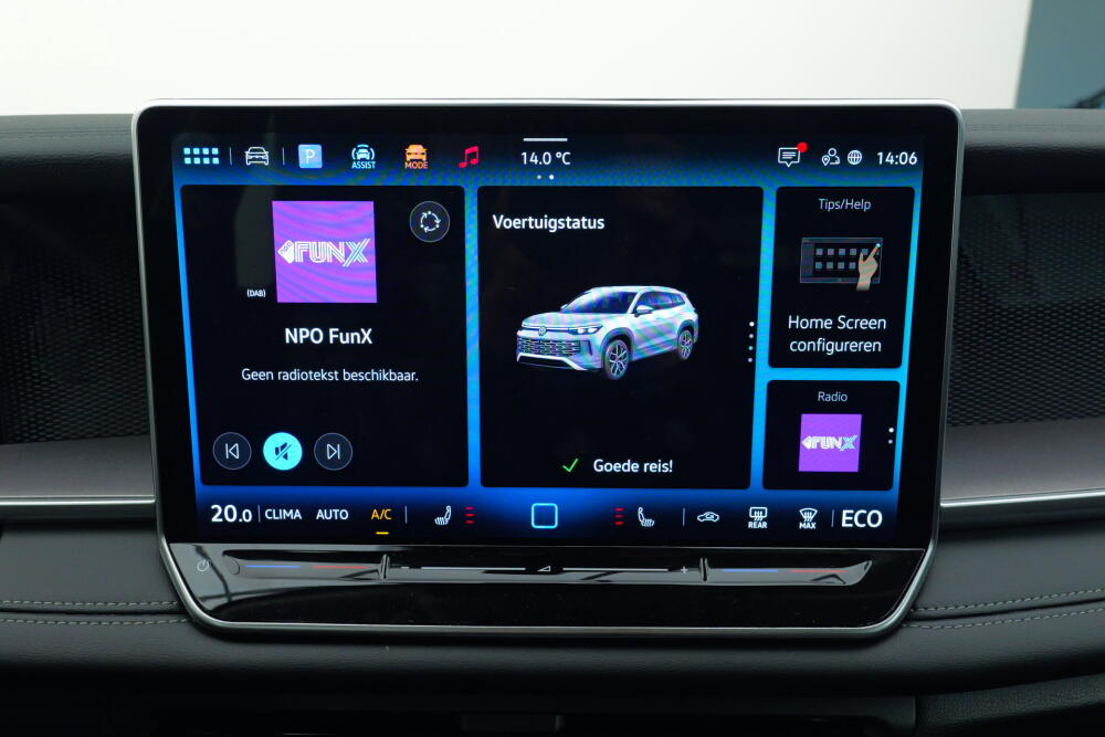 dccbbf7a-404d-4a6f-89c4-50084de1afa6-full