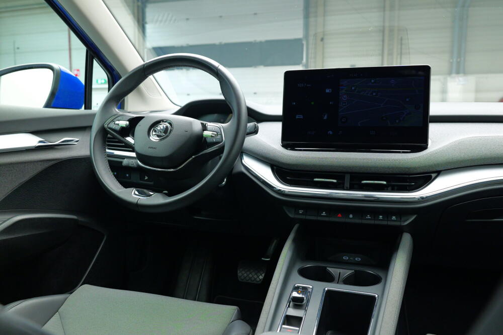 7220e823-5feb-4c67-a6ff-bf7743a1528a-full