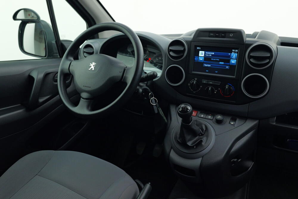 e0b7e95b-d067-499a-9fa9-1ea0920442d0-full