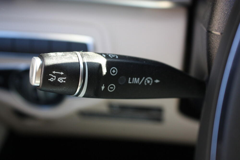 5460f2b7-5300-49c8-9d52-86d85927f2a5-full