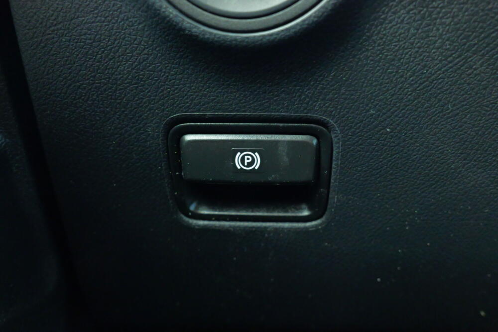 b9880dce-8e6b-459c-bd49-109584449e1a-full