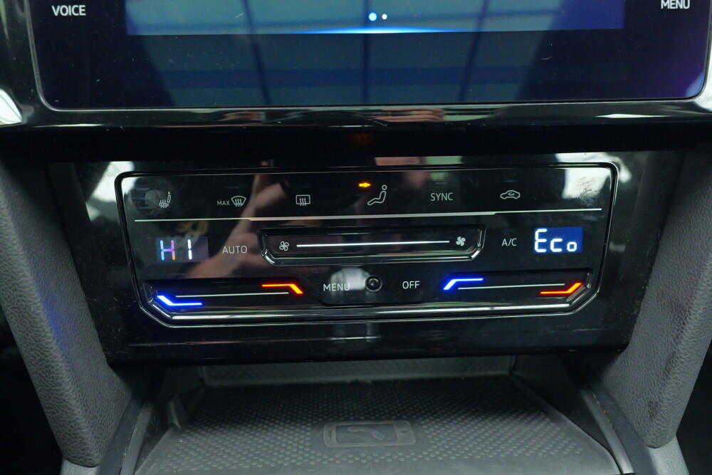 880eb0bd-56aa-4378-a75b-66b6c83bfc70-full