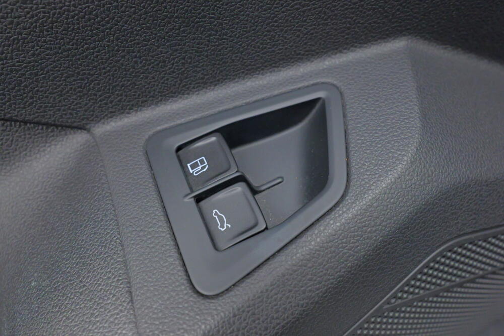 6d4e0686-8da7-4520-a0a4-82bdbcd3d929-full