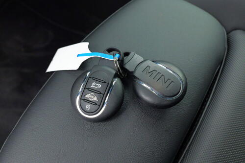 4bb1afe8-0179-41b5-b6a5-ed78c0298d13-full