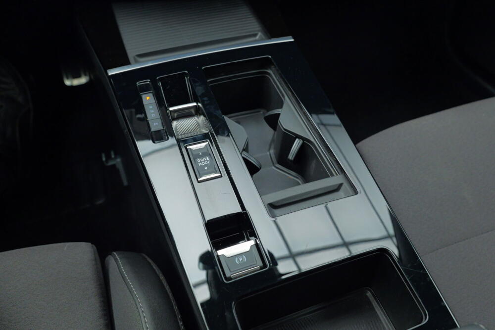 ea3a9d7b-5166-494d-8451-a050c4d16737-full