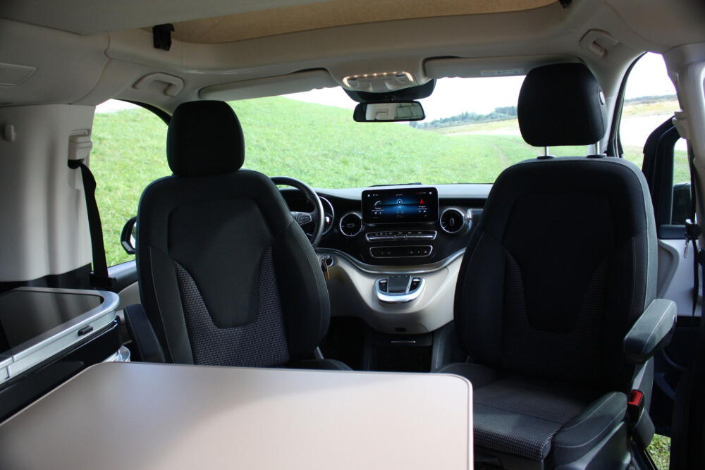 a127d1c4-4a18-42c1-a6e0-9837df4d1035-full