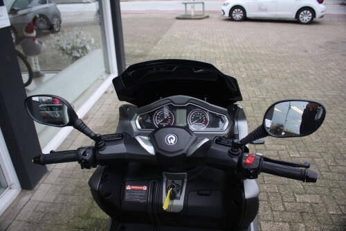 64c4c368-668d-4fd7-941b-a3016f39f006-full