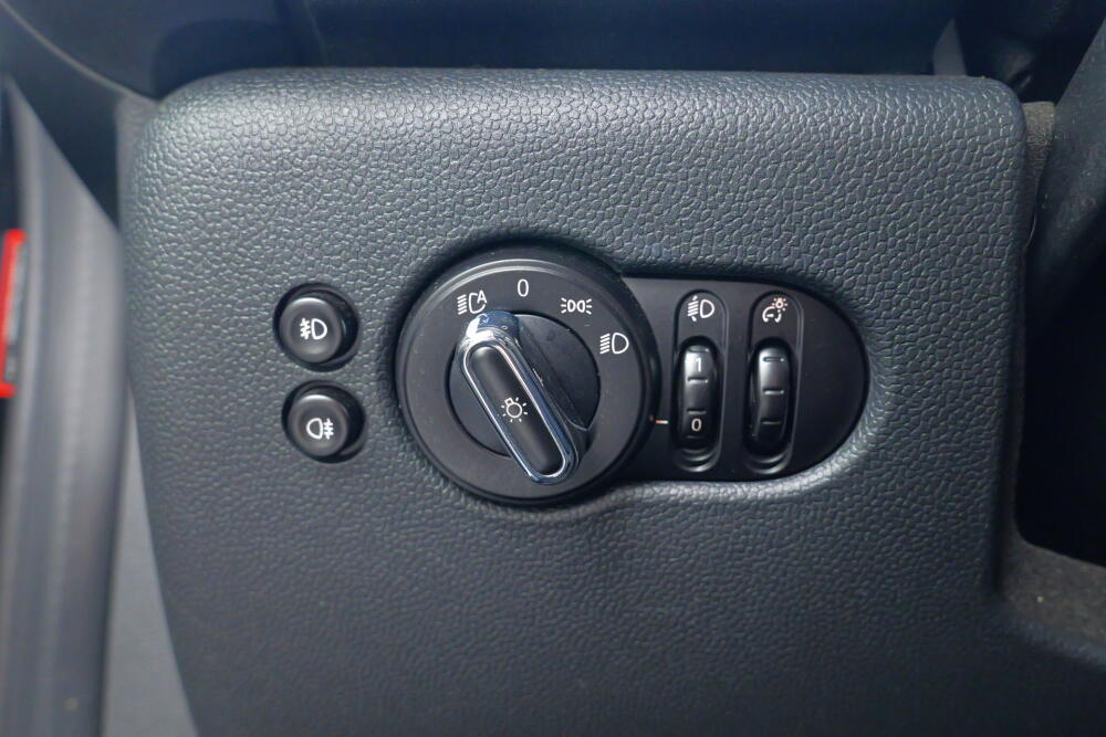 b8e9bc5d-ce12-4faf-b1fe-585d7afcdf00-full