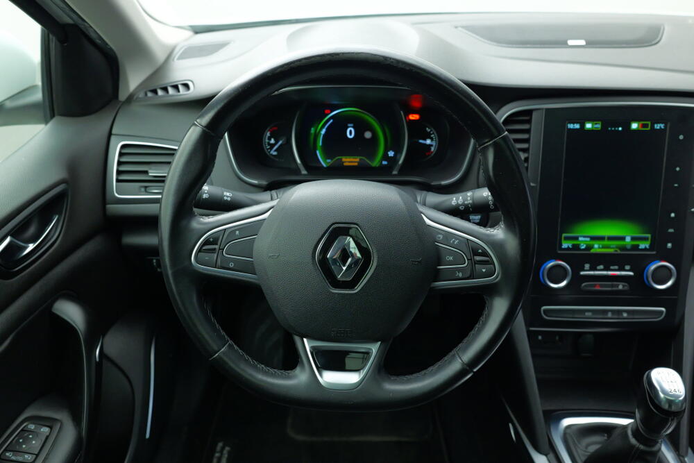 cfd0b182-2427-48b4-872f-a93028827332-full