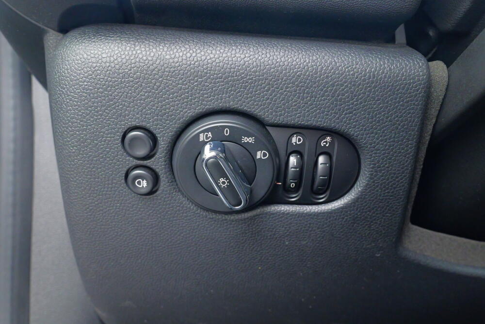 f17a4df9-d1d5-4c62-b58d-7c8a2a4726ac-full