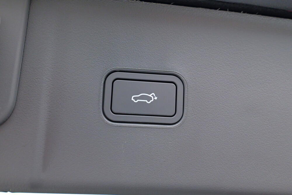 439f8a25-67c6-442c-ba12-e03f24eb1927-full