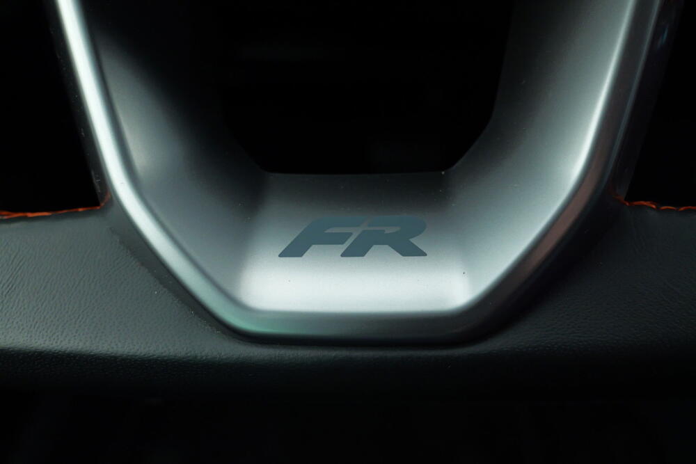 fc6efb32-fc28-4881-9bc9-b32c280ceac3-full