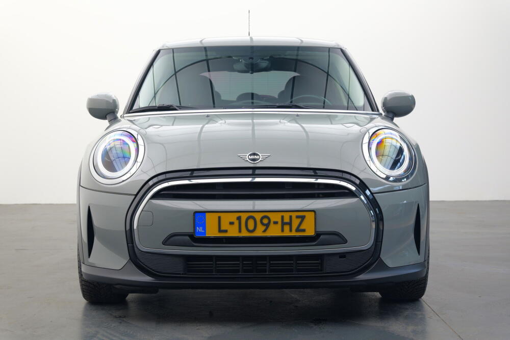 eff8159b-069f-4047-8ed1-fcf335875cc7-full