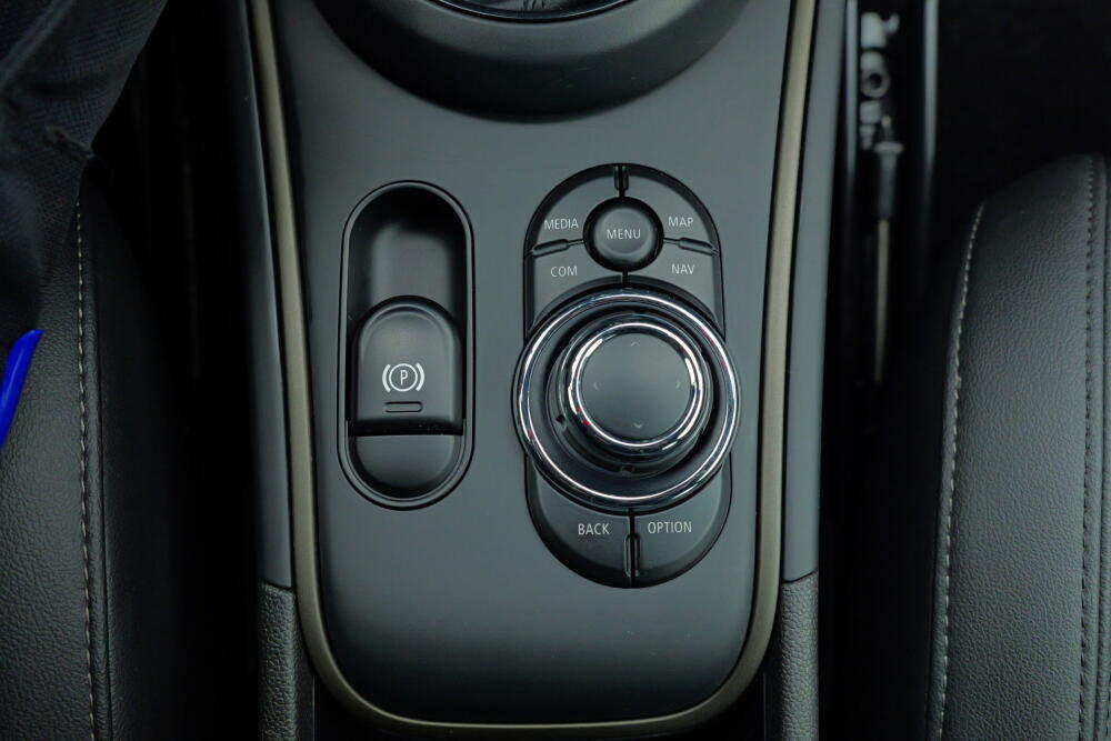 77b818fb-a946-406d-8c02-f5681baa1496-full