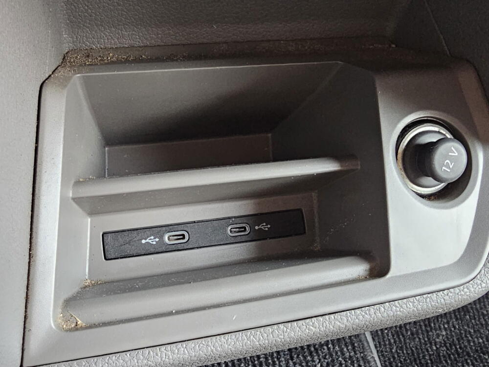 5245a4ef-f20b-455d-b72e-2344d532b8ab-full