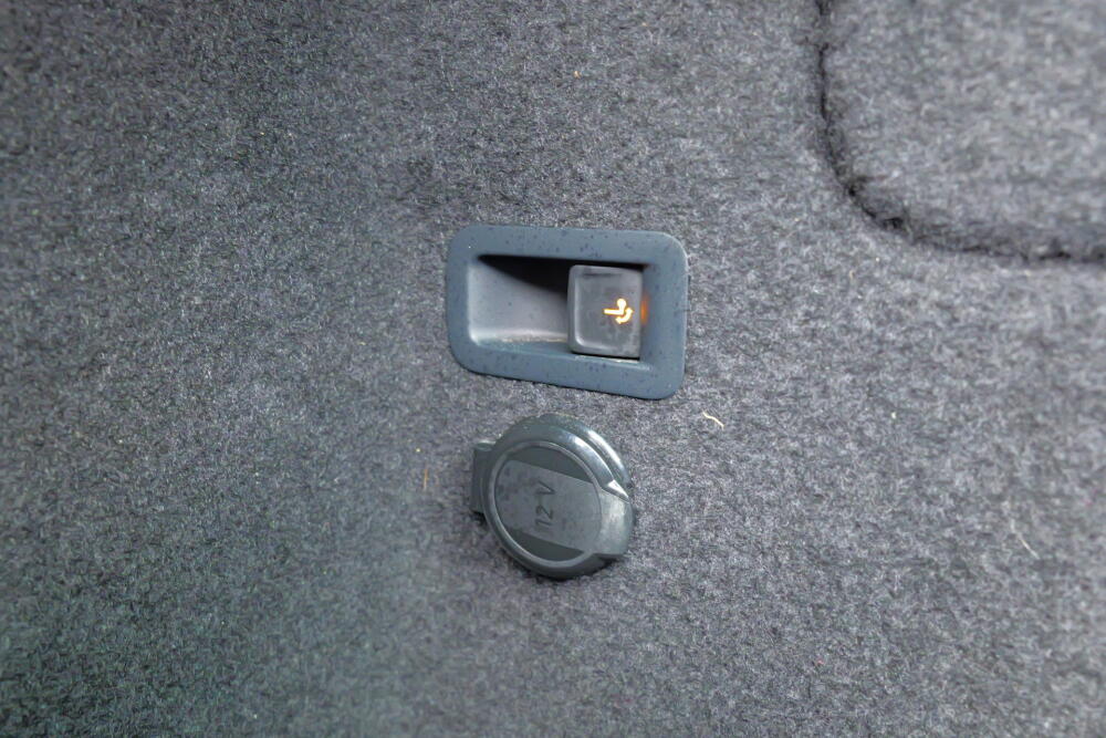 b2d84050-0c74-4f6d-87ab-2085b2eaa41d-full