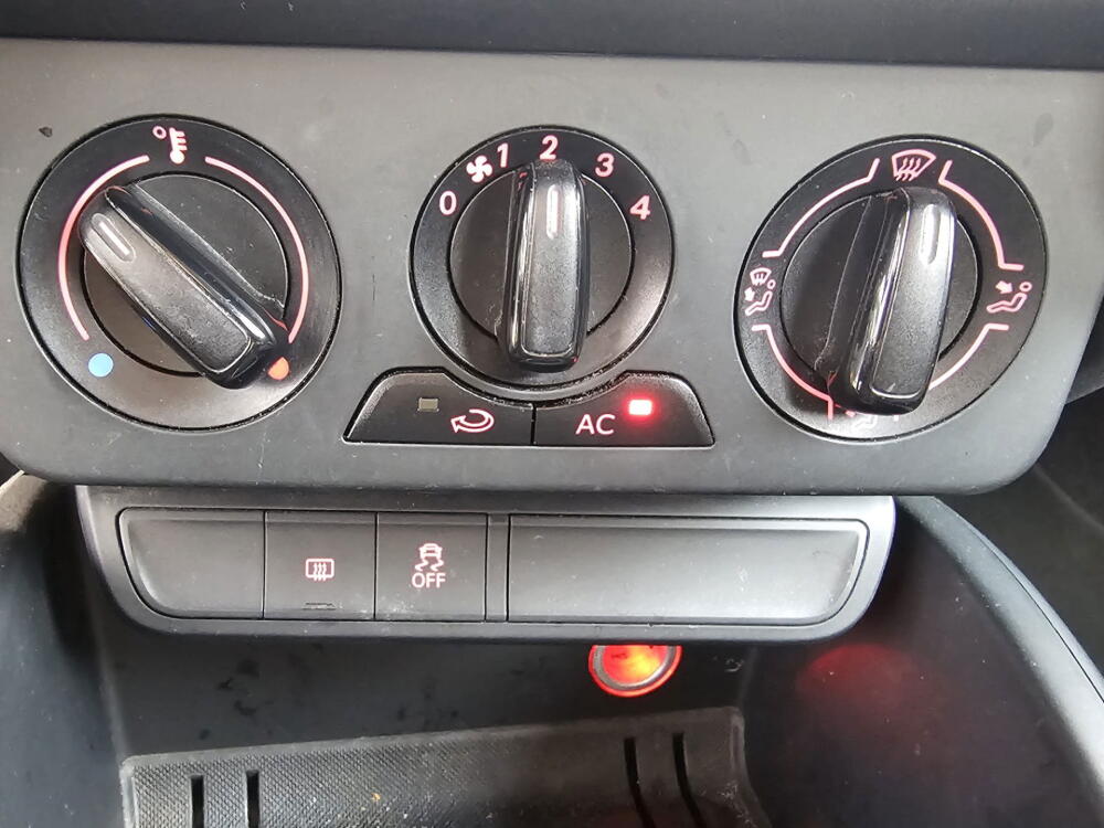 0f53f148-7a02-4dc8-9519-1409b4c1fe41-full