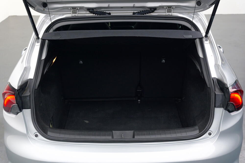 9f553931-68bb-4232-9857-8cc5d3961bff-full