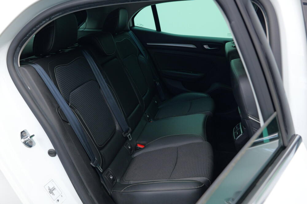 ce772300-7908-443d-8c9f-dc2e385f47d3-full