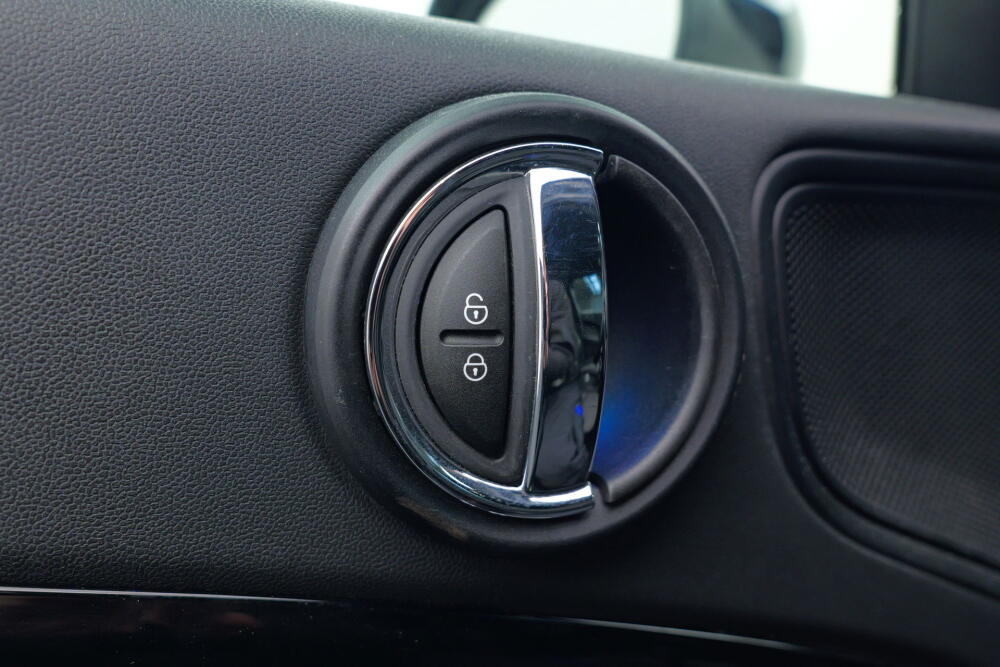 670b574c-72c3-474e-aac0-7a45e5bdfe2b-full