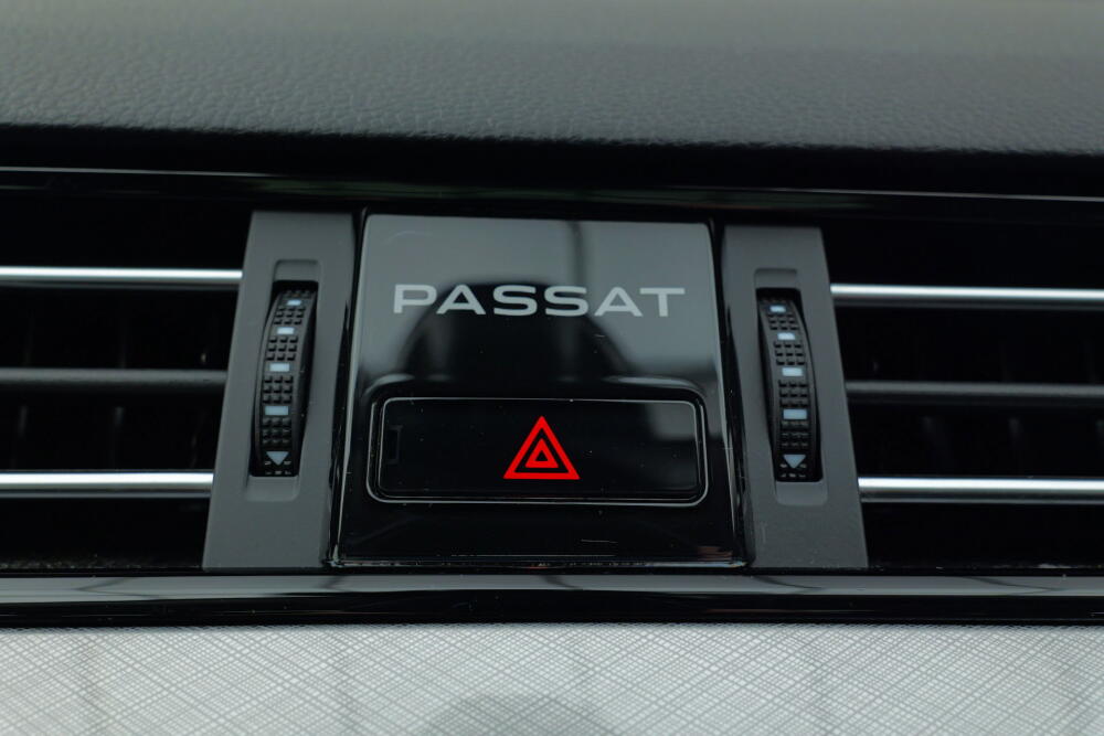 2821498e-4e81-409a-a9e6-ffcbcb1f63be-full