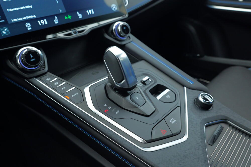 5d08ff84-cf27-4fc7-ba9d-f6a327ef79df-full