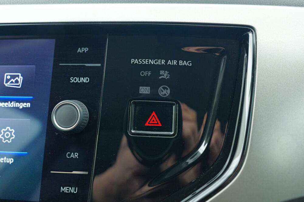 cb991eb2-16a0-4309-91c1-15c387148984-full