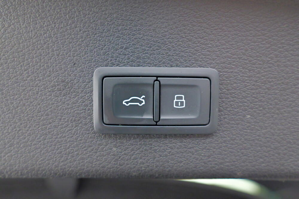 5d970ae4-ad7a-4c26-a9f0-0fac7cf0fb89-full