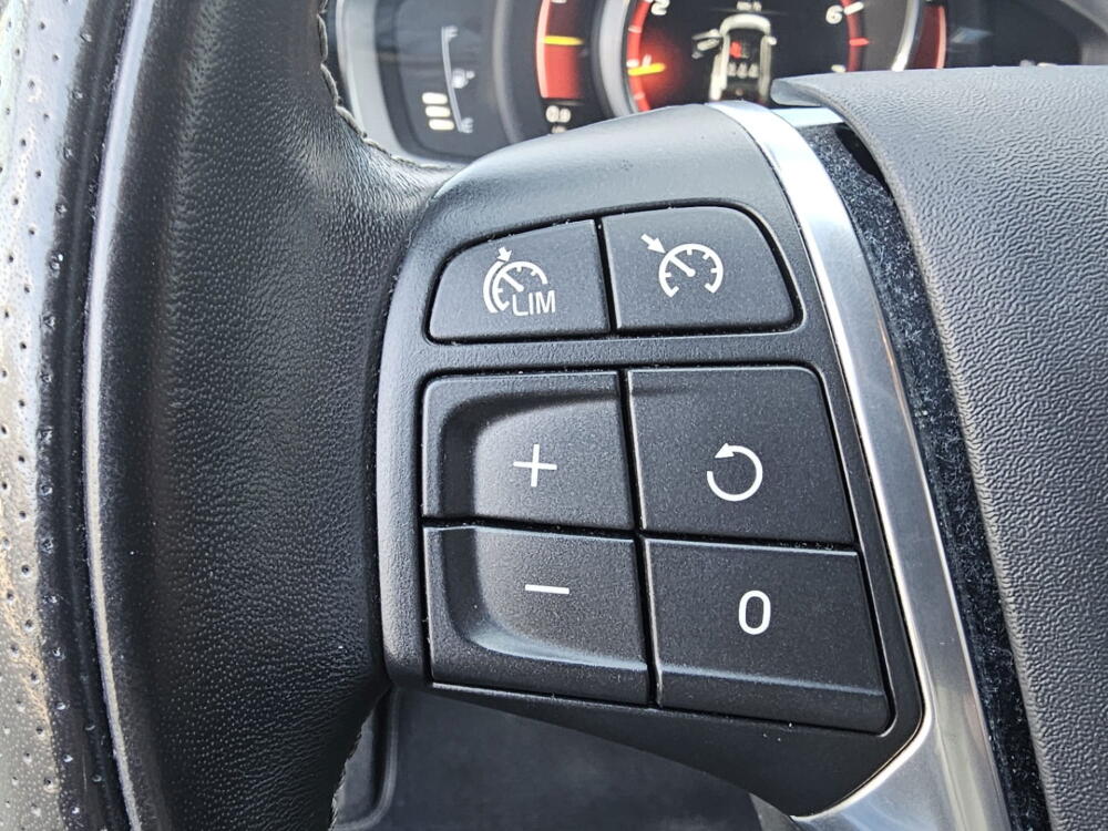 090189c2-daaa-4b0d-bdc2-b746a13f03f1-full