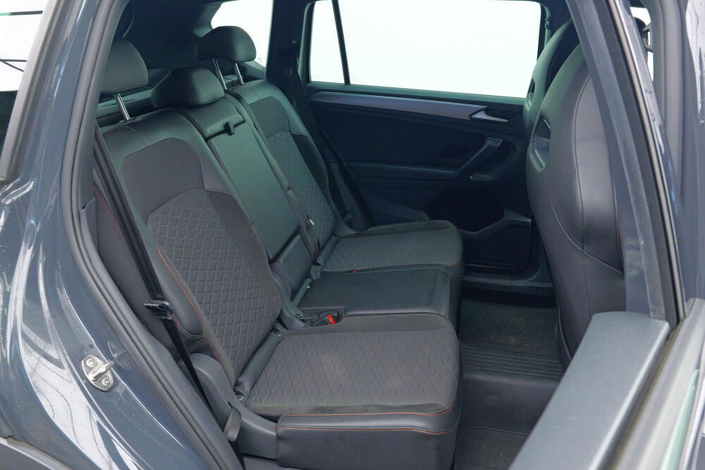 95d60fce-bc1f-4143-a09c-d23855799169-full