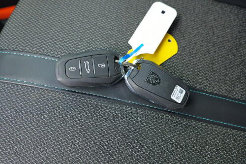 11f3aab1-23fd-475c-9e31-93883e0e8bfa-full