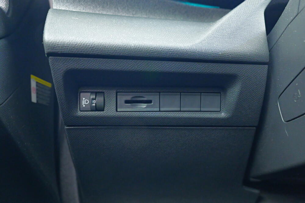 f03b4e49-e104-468c-8f4c-81beeaf2b4cf-full