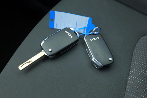 7b90db45-1acc-4b70-b107-8e398783d7a5-full