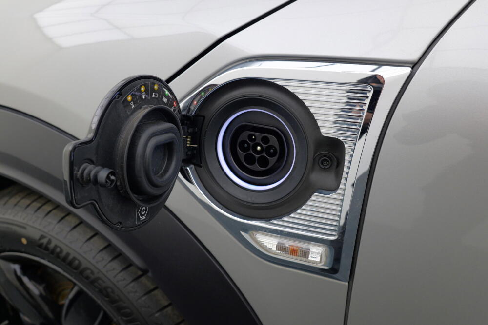 24c503a9-c461-4921-81ba-a4a0007cb28d-full