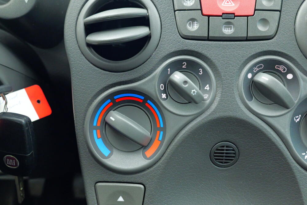 12d3973a-060a-427a-b906-75e5e6c9153b-full