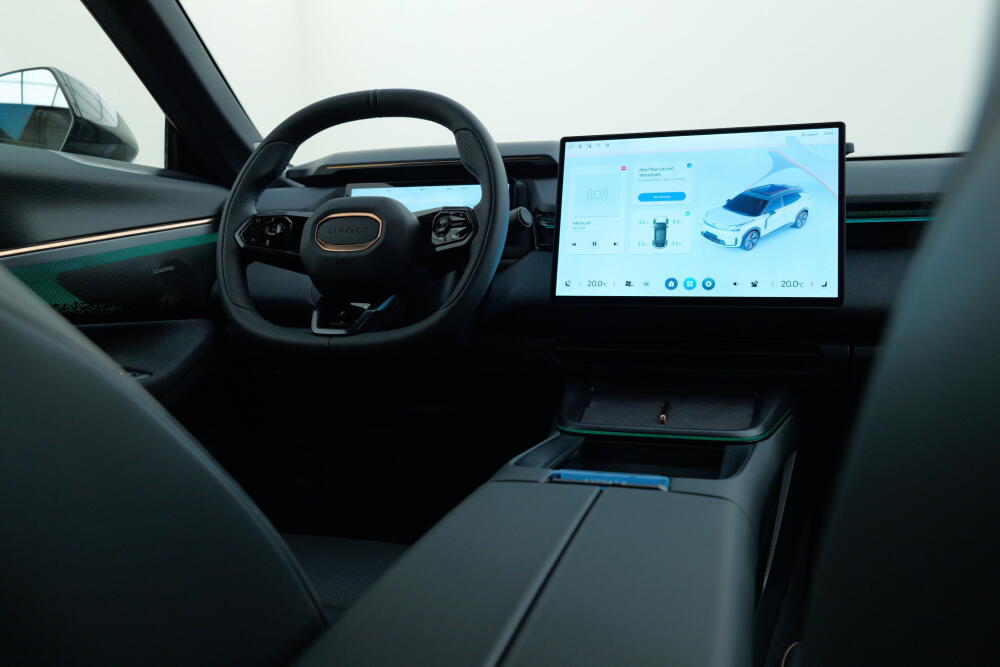 7a11e4e5-c93c-4f11-96b7-fa3bdee31c3a-full