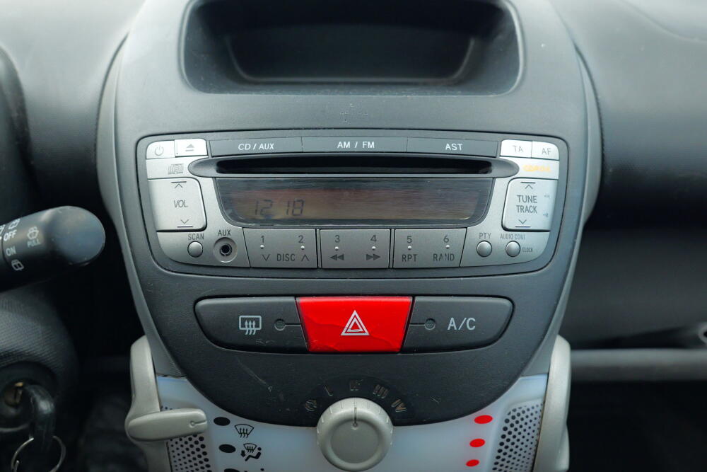 ea14f9a7-8e77-4ca0-a998-4709935bff05-full