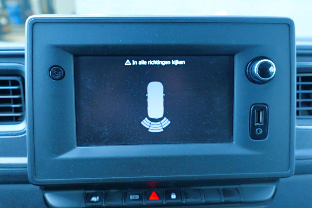 b4a1dbae-0284-45f3-82dc-15c6bbb961e9-full