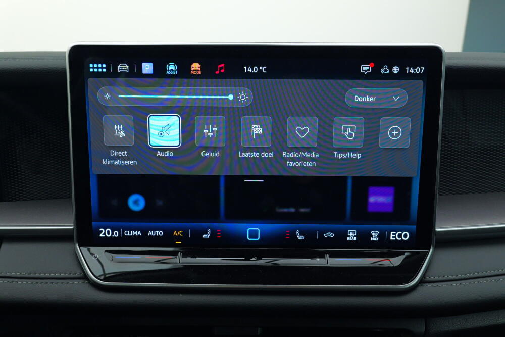 99310fcc-5972-43a3-b6d1-4d4f535a7190-full