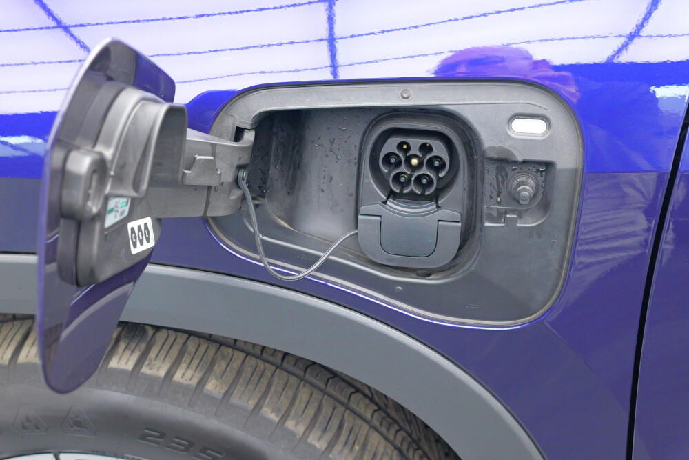 81c97f4a-2990-427d-a352-24f128d1d3cb-full