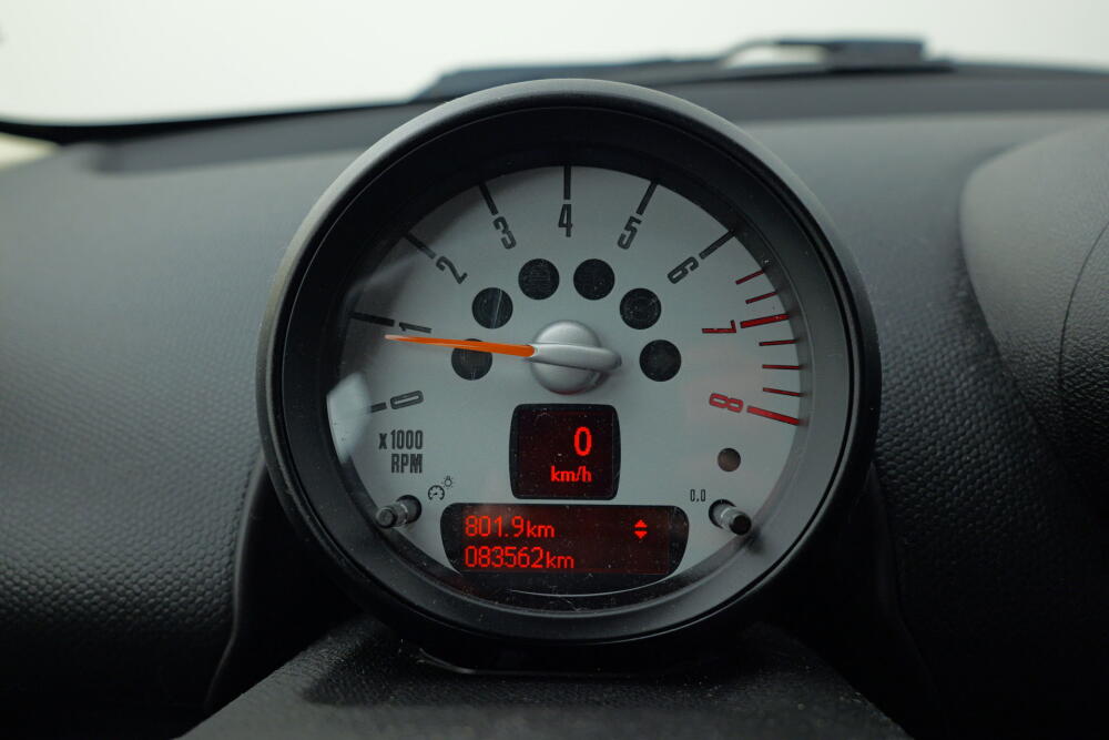 b870fff1-1001-4dad-aa0e-d50ad3625f06-full