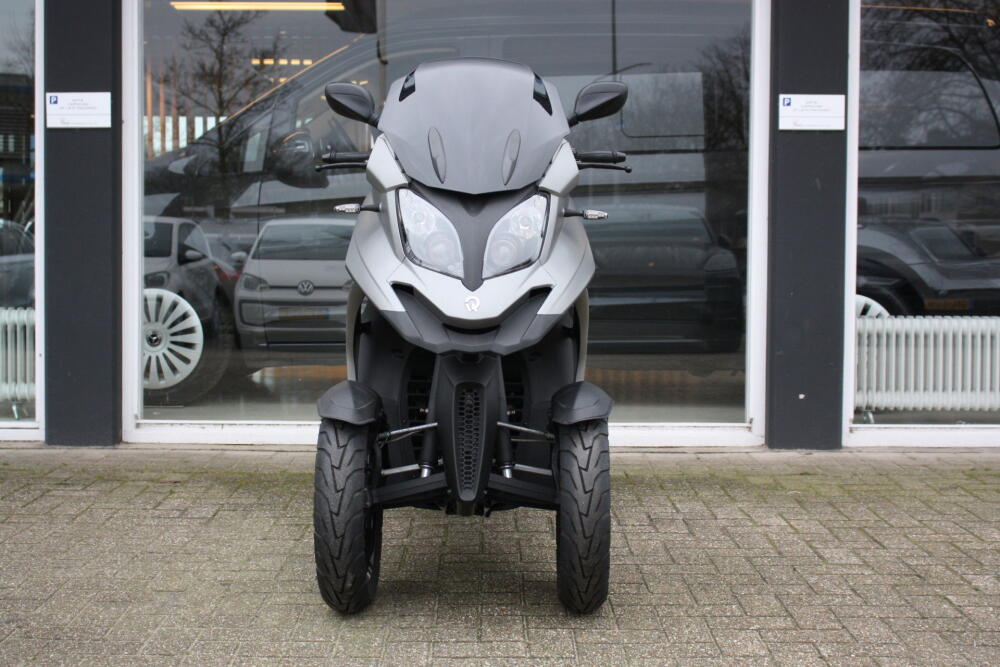 9212e03b-927a-4804-b942-63dffb940ec9-full