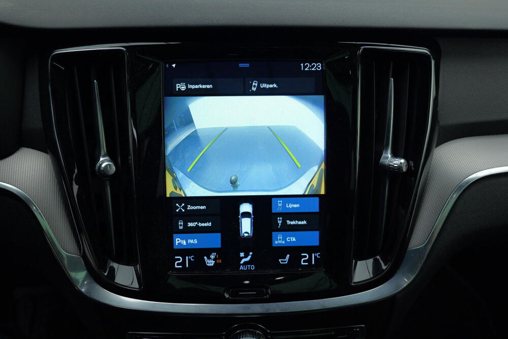 d4fadc06-2f56-41a7-9c25-dde2352726f8-full