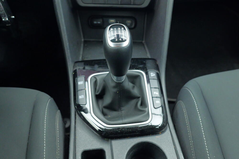 c4297488-f07c-46cb-8a12-46908b3cc701-full