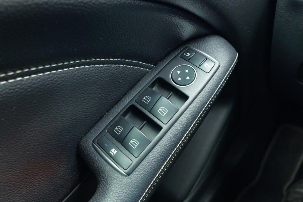 f2208007-ba57-4fef-b372-89020b1c1ad5-full