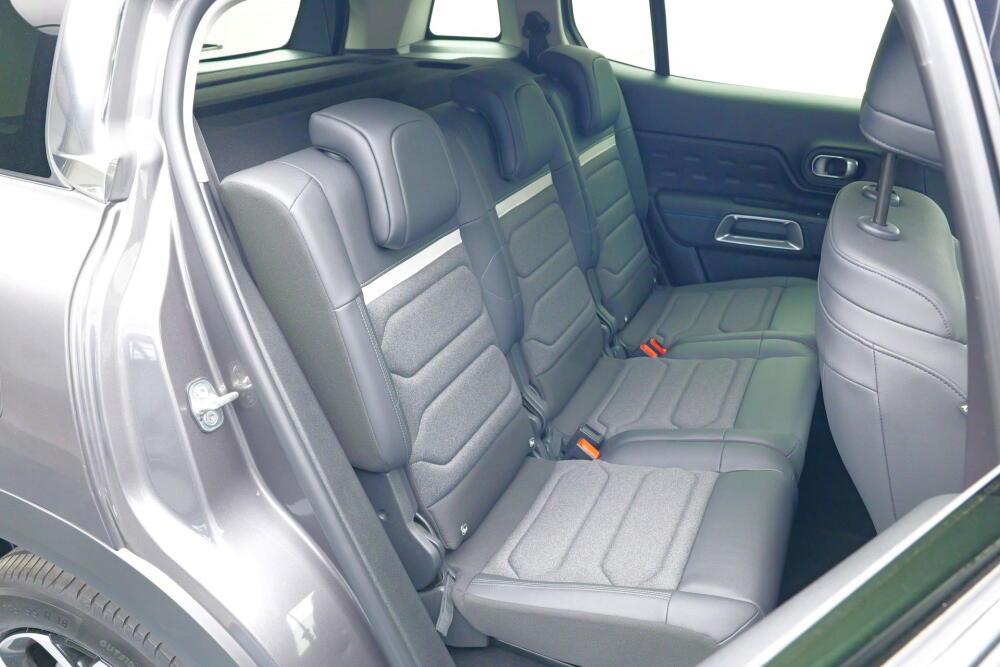 ae5cd4c5-6f14-40a0-b435-06ff29454e68-full