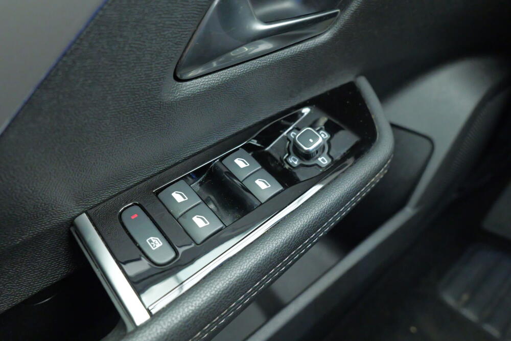 be2c08f9-547f-4177-b626-e602e1e281a6-full