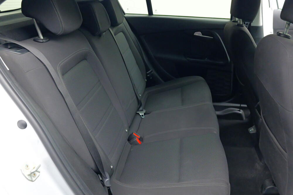 d5950416-51c3-410f-b430-6e4cba13547a-full