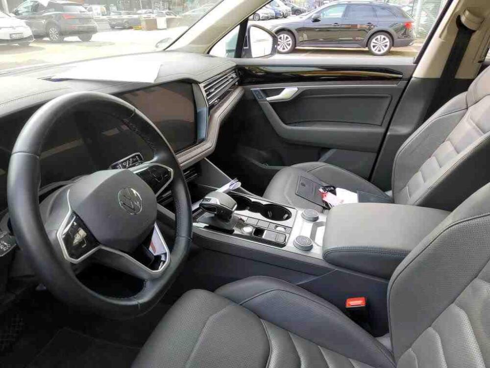 2e3fe8dc-0820-428c-babb-ffe02b19f6ea-full